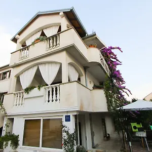 Petrina Apartment Sveti Filip i Jakov